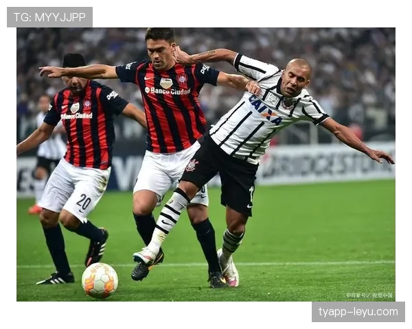 沙勒罗瓦锋线火力全开，状态回暖助球队斩获关键胜利