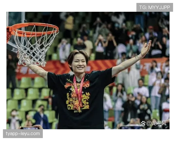 杨力维赛场上超拼,休息时居然这样享受奢侈生活? 杨力维赛场上超拼,休息时居然这样享受奢侈生活?